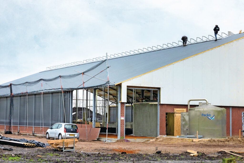 De grootste prijsstijgingen lijken achter de rug. Kosten voor de bouwmaterialen zijn niet verder gestegen en een aantal materialen zijn wat in prijs gedaald. Hoge arbeidskosten tikken echter nog steeds door. Foto: Koos Groenewold