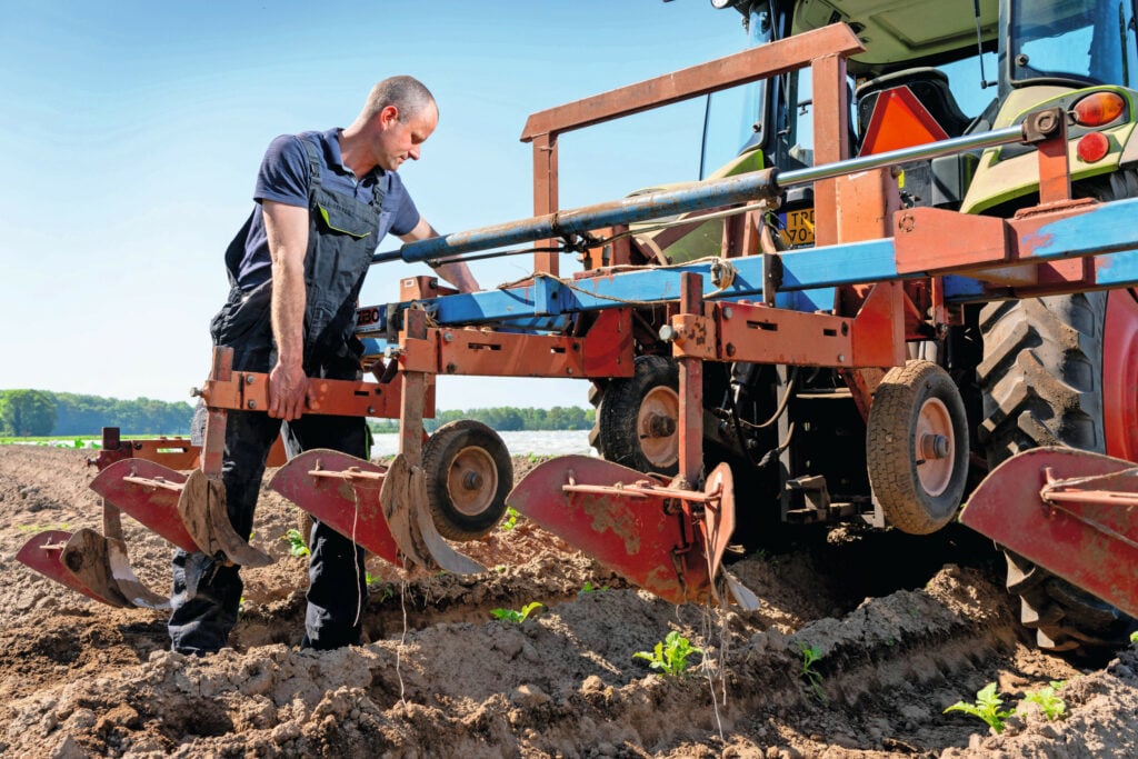 Arjen wilde altijd al de boerderij thuis overnemen. Daarom zei hij in het begin van de relatie met Tanja: ‘Ik ga niet van de boerderij af.’