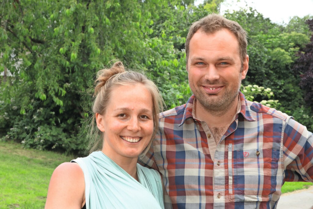 Fenja Meiners (30) en Adrian Koch (31) houden 750 melkkoeien en 550 stuks jongvee in het Duitse Butzow.